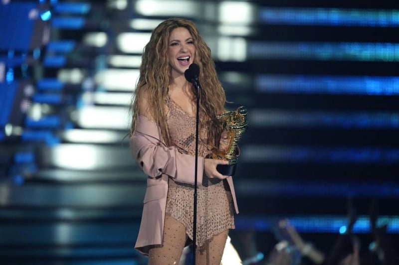 Shakira dedica a los latinos el histórico reconocimiento a su carrera de los Premios MTV