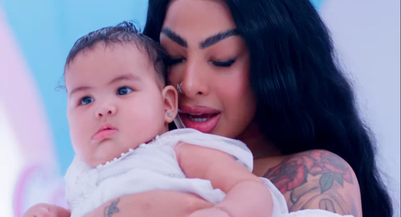 Yailin lanza “Mía”, canción y video para su hija Cattleya en el que participa Tekashi