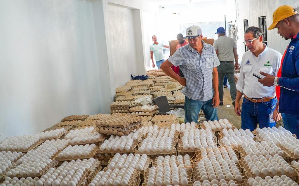 Inespre inicia compra de pollos y huevos a productores afectados por cierre de fronteras