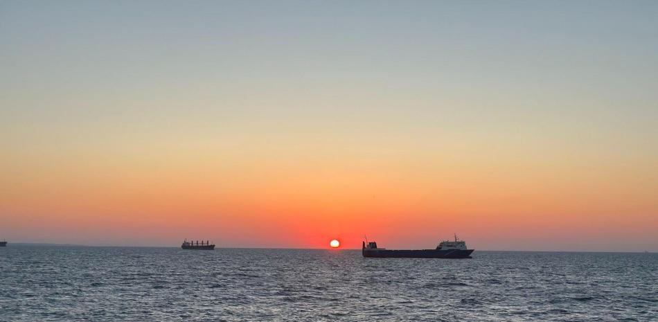 La UE acuerda prohibir que los barcos viertan aguas residuales y basura