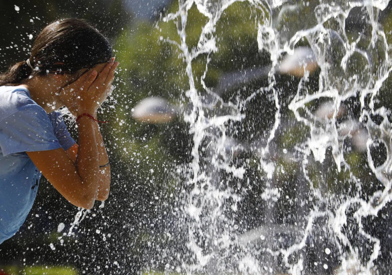 Médicos aconsejan medidas ante intensa ola de calor