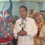 Desfile Nacional Dominicano elige a comunicador Manuel Ruiz como personalidad de los medios