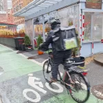 Bandas de motorizados en NYC se dedican a asaltar “a pedido” a los deliveristas