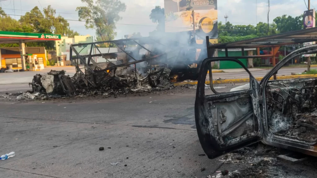 Gobernador de Sinaloa pide calma a la población tras jornada de violencia en Culiacán