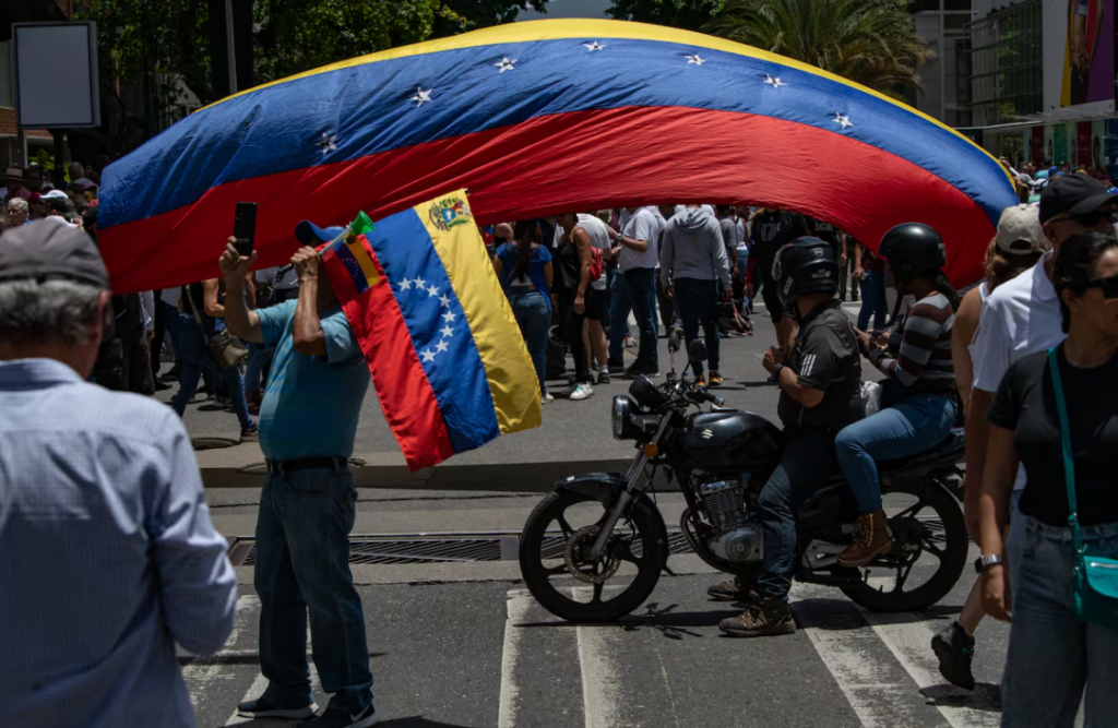 La UE exige a Maduro el fin de la deriva represiva y asegura que no puede reconocer el resultado oficial “sin evidencias”