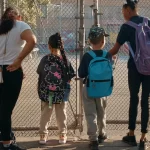 Este es el ABC de las familias migrantes de NYC para el inicio del nuevo año escolar