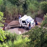 Haitianos continúan a toda marcha extrayendo arena del río Masacre