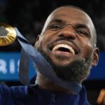 "Me siento muy honrado", dice LeBron, mejor jugador del torneo de básquet de París 2024