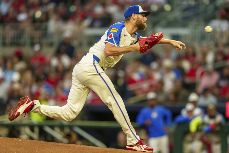 Chris Sale domina Dodgers y logra su victoria 17 del año