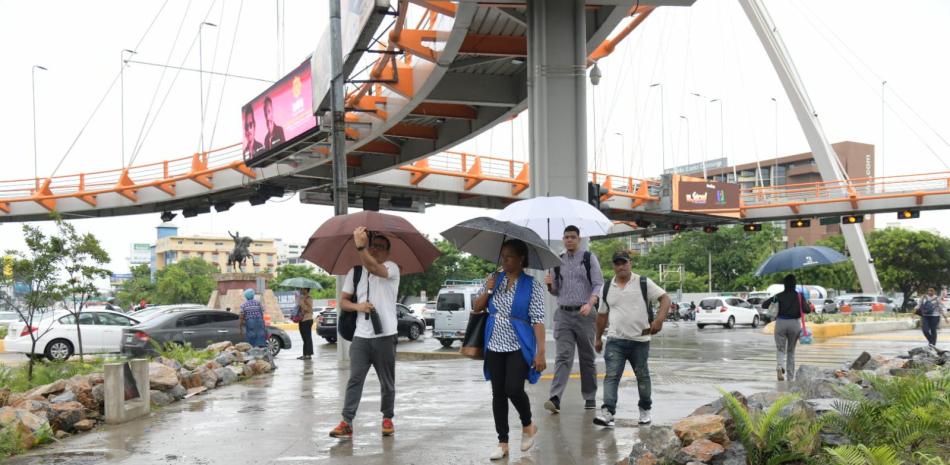 Se acerca disturbio tropical que incrementará las lluvias desde este viernes