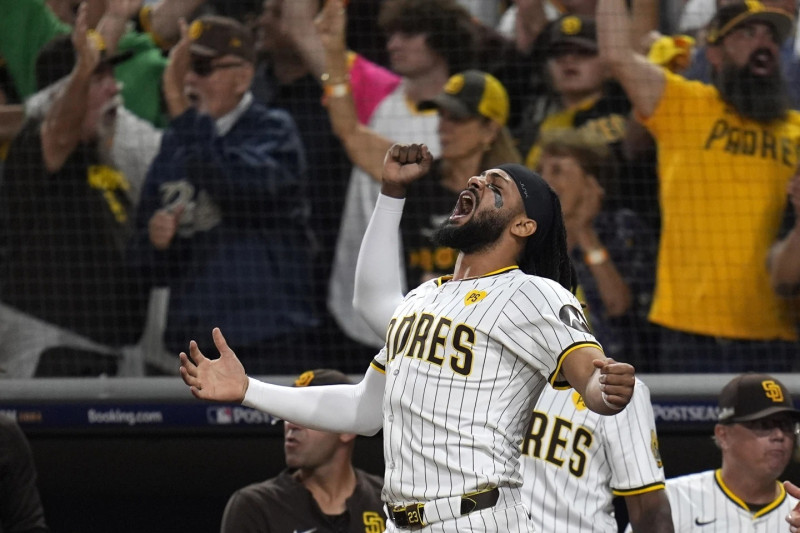 Tatis: “Siento como que llevo esto a otro nivel", da otro jonrón y Padres se ponen 2-1 ante Dodgers