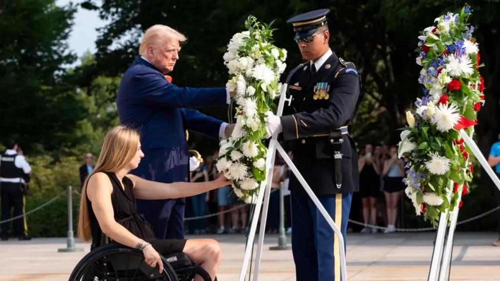 Juez federal ordena al Ejército publicar registros de la visita de Donald Trump a Arlington