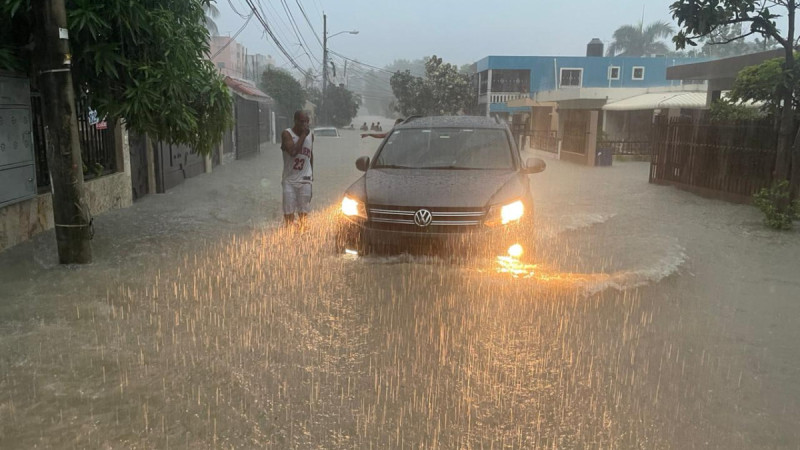 Aumentan a 16 las provincias en alerta por lluvias