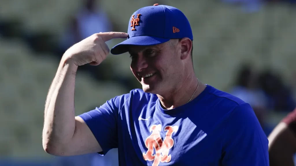 Venezolano Carlos Mendoza entre los finalistas a ‘Manager del Año’ con New York Mets