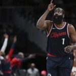 Harden anota 43 puntos y Clippers aplastan 121-96 a Wizards