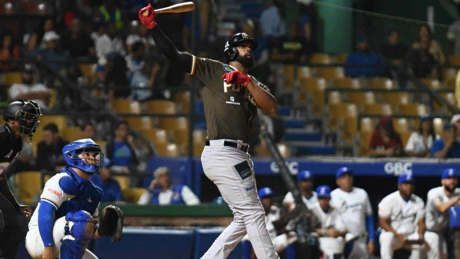 Los Gigantes blanquean a los Tigres en el estadio Quisqueya