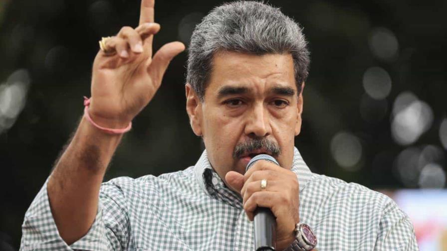 Nicolás Maduro firma la ley que ordena 30 años de prisión a quienes promuevan sanciones