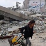 Cinco muertos y 20 heridos deja bombardeo israelí contra vivienda en Gaza