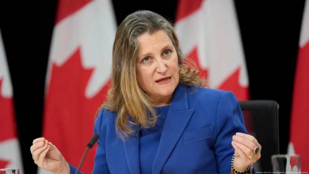 Ministra de Finanzas de Canadá renuncia por diferencias con Trudeau sobre aranceles de Trump