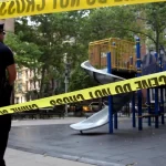 Adolescente en estado crítico al ser apuñalado en el pecho y el abdomen con destornillador en Brooklyn