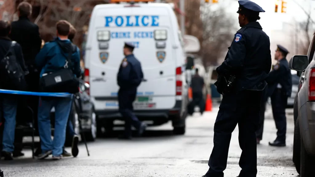 Hombre asesinado a tiros en Hell’s Kitchen por su rival, mientras aumenta la delincuencia en el barrio