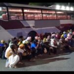 Apresado hombre que franqueaba autobús detenido con 70 haitianos indocumentados en Azua