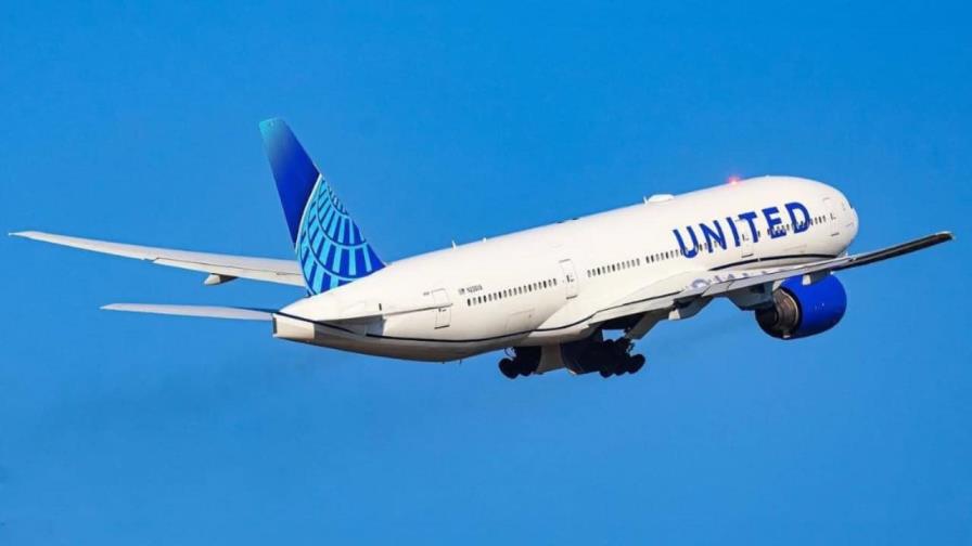 Hallan cadáver en el compartimiento de un neumático de un avión de United Airlines