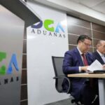 Aduanas y la ONEC firman acuerdo para combatir la competencia desleal