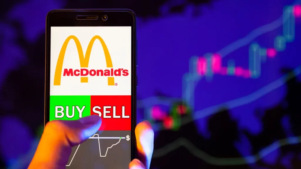 ¿Cuánto tendrías si hubieras invertido $1,000 en McDonald’s?