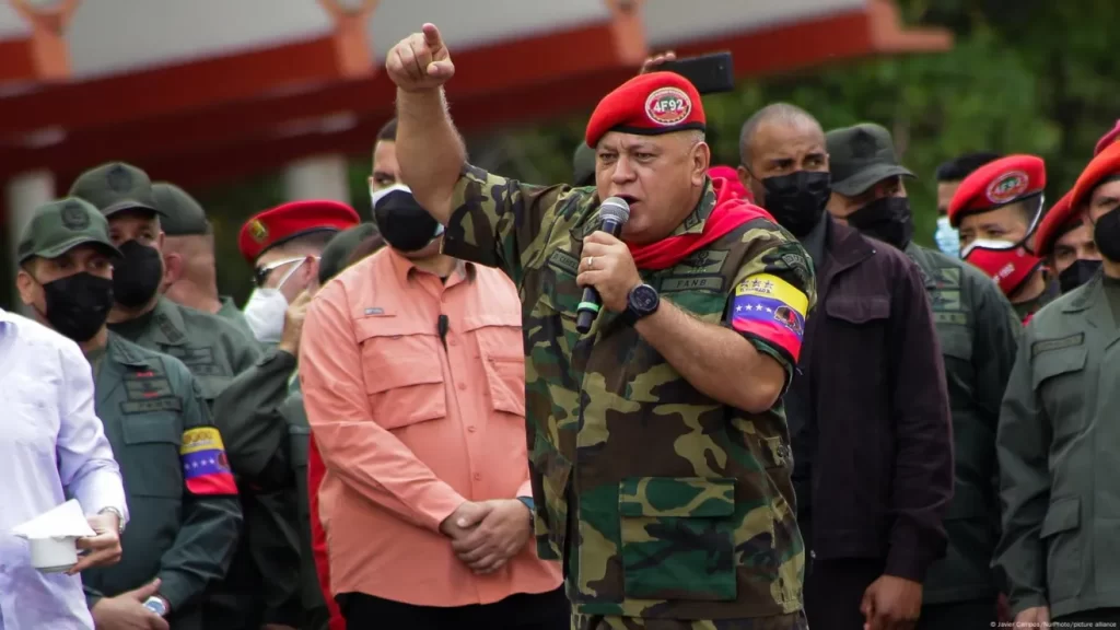 Involucran a Diosdado Cabello en el asesinato de exmilitar venezolano