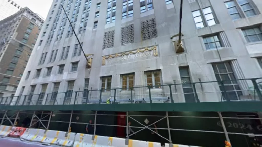 Tragedia en histórico hotel Waldorf Astoria de Nueva York: trabajador cae fatalmente