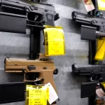 Nuevas leyes de armas que entrarán en vigencia en varios estados el 1 de enero de 2025