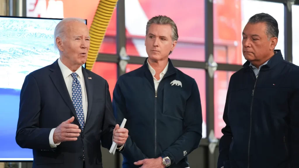 Biden recibió informe sobre incendios en una estación de bomberos en Los Ángeles