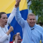 Machado y González Urrutia piden que no se criminalice a los migrantes venezolanos