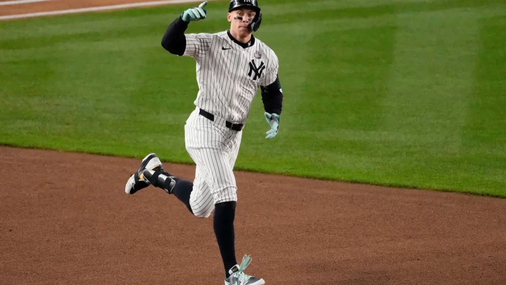 Aaron Judge lucirá parche dorado especial de MLB en su uniforme con Yankees