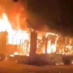 Mujer muere y su pareja resulta herida durante incendio de su vivienda en Santiago