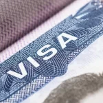 Qué dice el gobierno de Trump sobre la revocación de visas y ‘green cards’ en EE.UU.