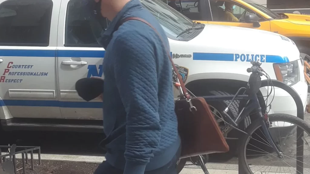 Hispana en coma golpeada por violador en libertad condicional: acusación en Nueva York