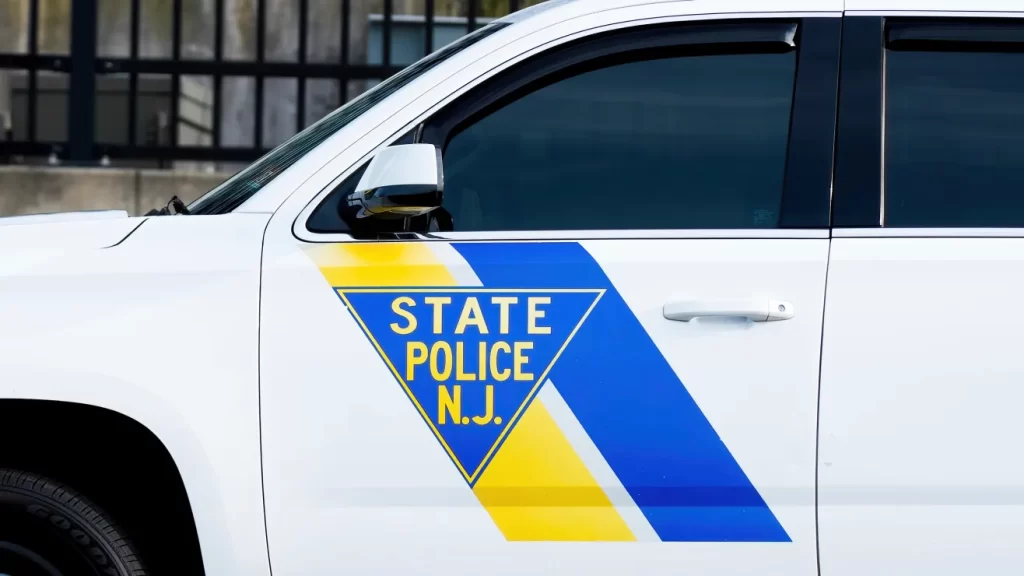 Latino profesor en secundaria católica abusó de niños y grabó los ataques: acusación en NJ