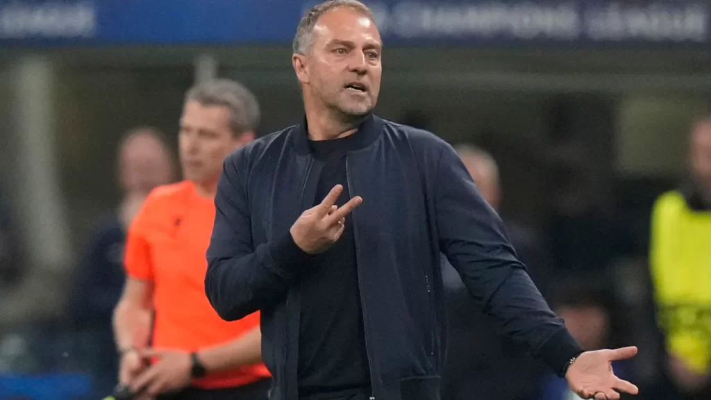 Hansi Flick cree que el árbitro favoreció al Inter de Milán en derrota del FC Barcelona