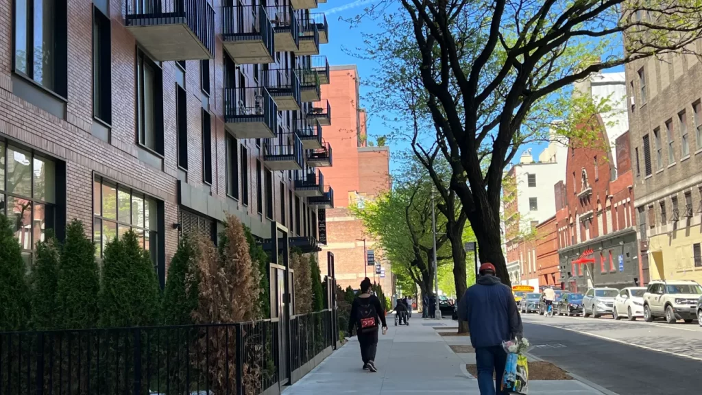 Lotería de apartamentos asequibles en NYC no es tan asequible: “no son para gente pobre”