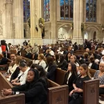 Diáspora dominicana se congrega en la Iglesia San Patricio para recordar a víctimas de tragedia en discoteca
