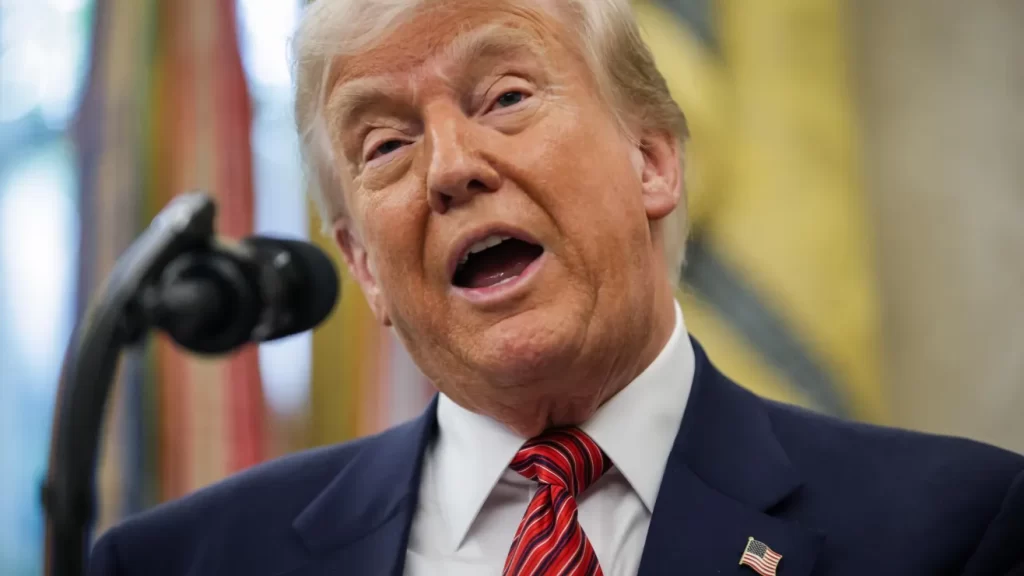 Trump rechaza bajar aranceles a China y condiciona diálogo a frenar el fentanilo