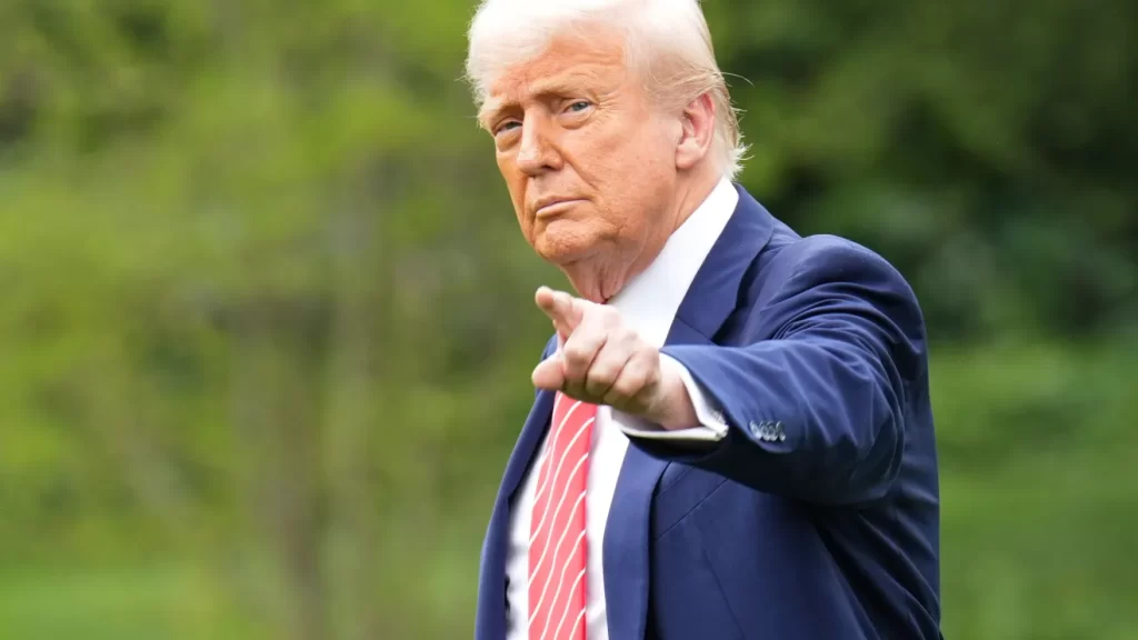 Trump duplica hasta el 50% aranceles al acero y aluminio afectando a varios países